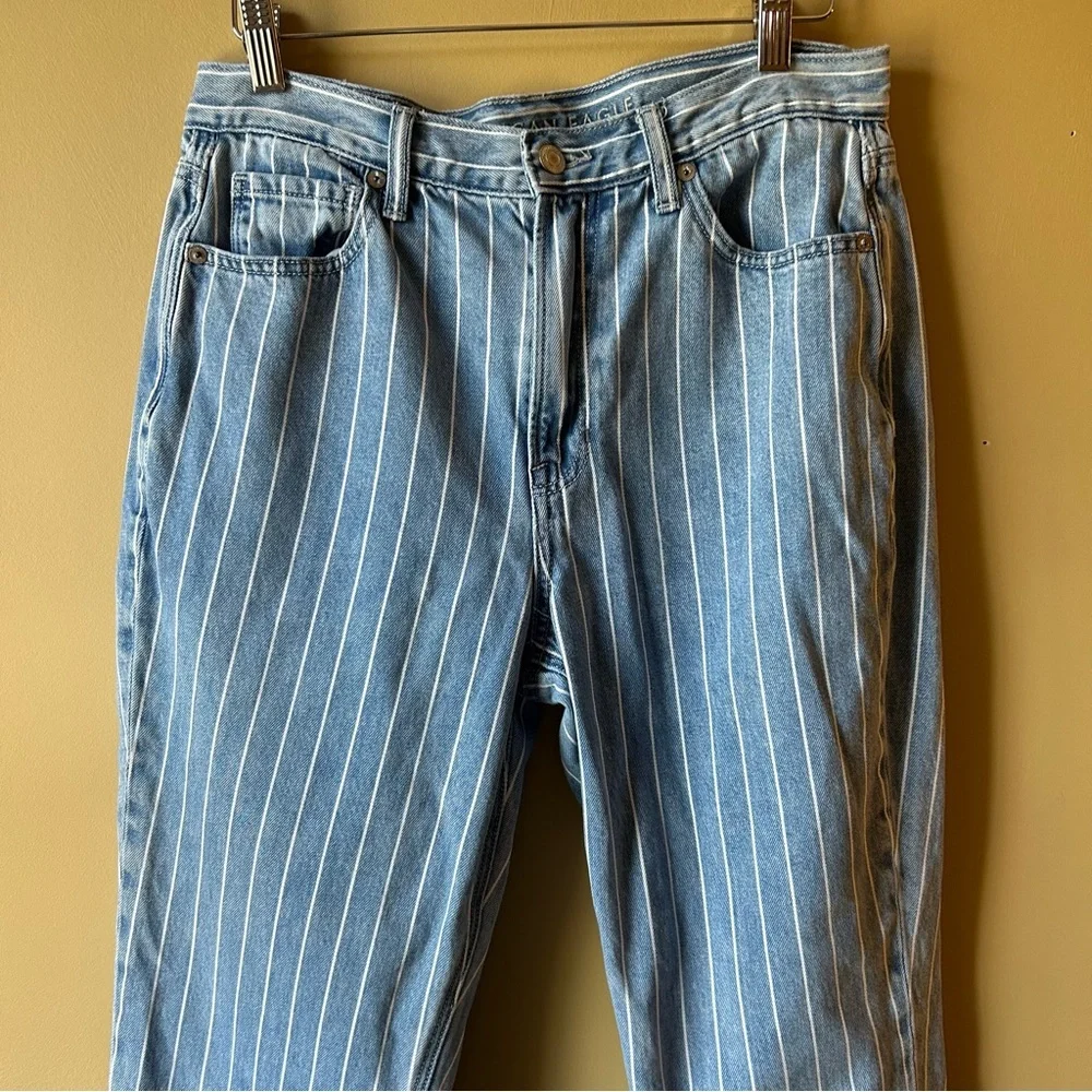 American Eagle Jeans Womens Size 8 Striped Mom Jean Medium Wash Denim High Rise